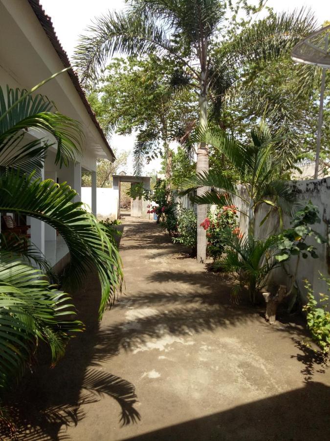 Ani Bungalows Τζίλι Τραγουανγκάν Εξωτερικό φωτογραφία